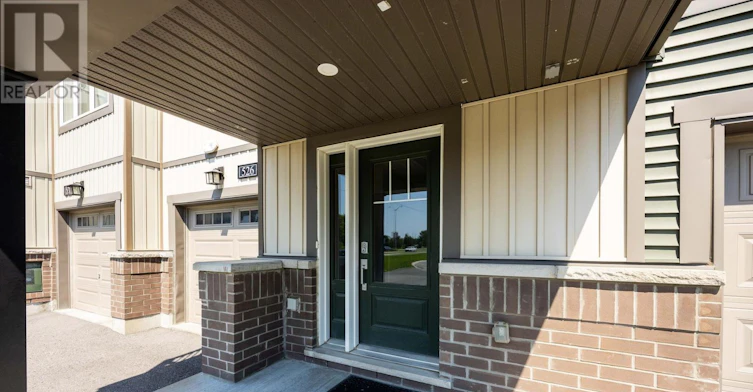 526 Clemency Crescent, Ottawa, ON, K2J 6R7 - 2