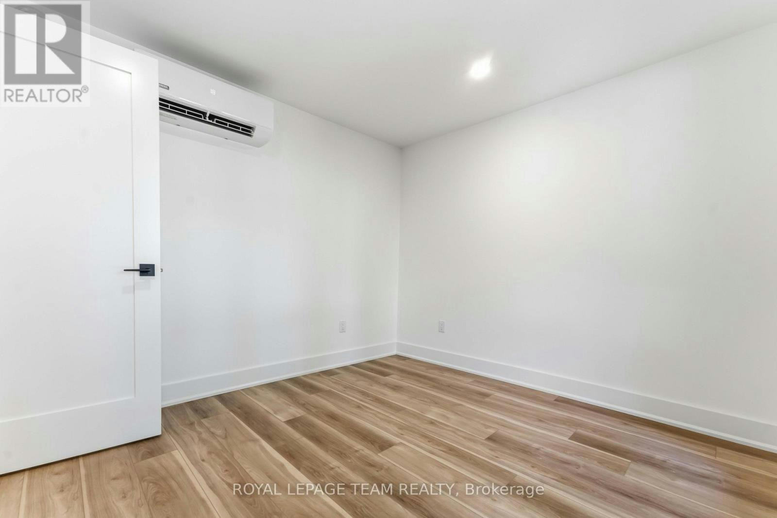 4-549 Melbourne Avenue, Ottawa, ON, K2A 1W7 - 11