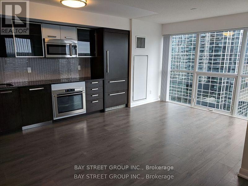 1112-5162 Yonge Street, Toronto, ON, M2N 0E9