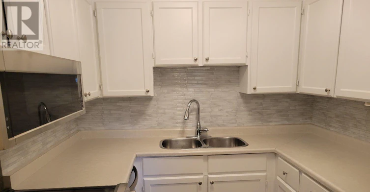 A15-296 Mill Road, Toronto, ON, M9C 4X8 - 10