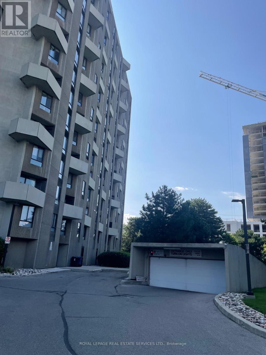 A15-296 Mill Road, Toronto, ON, M9C 4X8 - 4