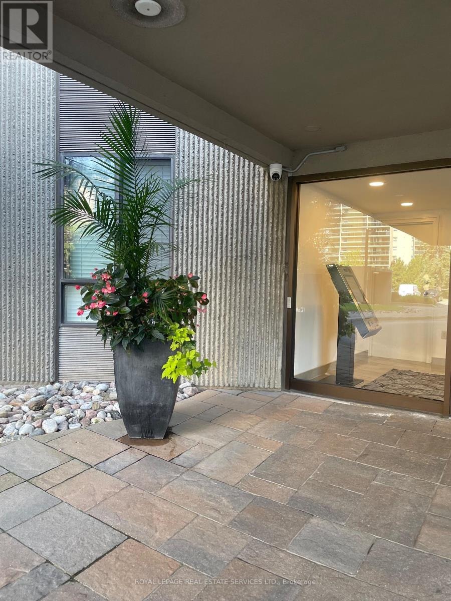 A15-296 Mill Road, Toronto, ON, M9C 4X8 - 5