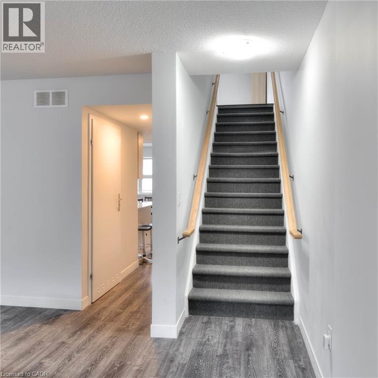 208-338 Albert Street, Waterloo, ON, N2L 0G8 - 5