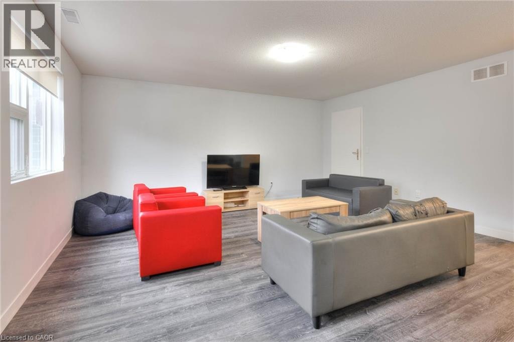 208-338 Albert Street, Waterloo, ON, N2L 0G8 - 3
