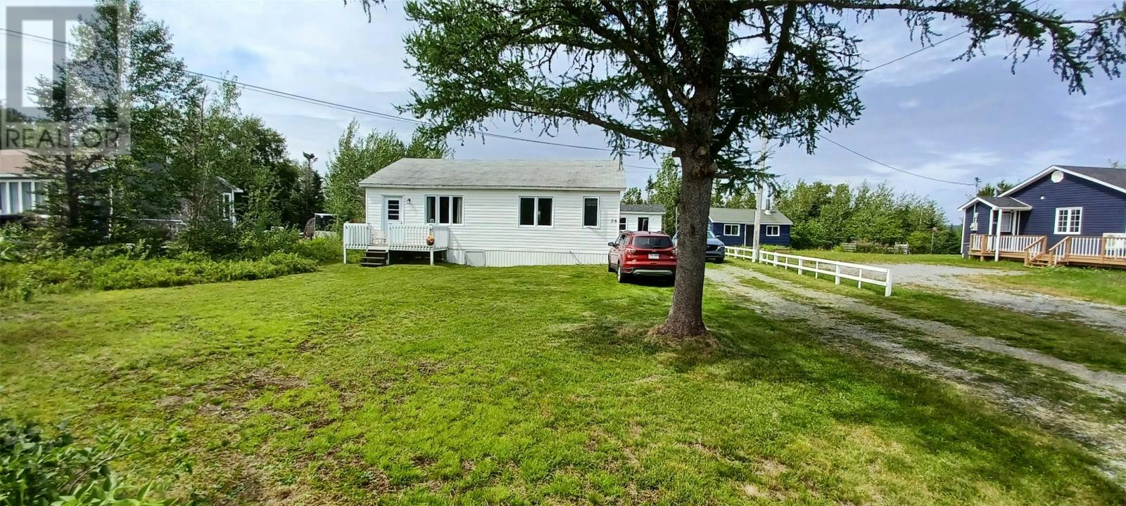 28 Riverside Road W, Glovertown, NL, A0G 2M0