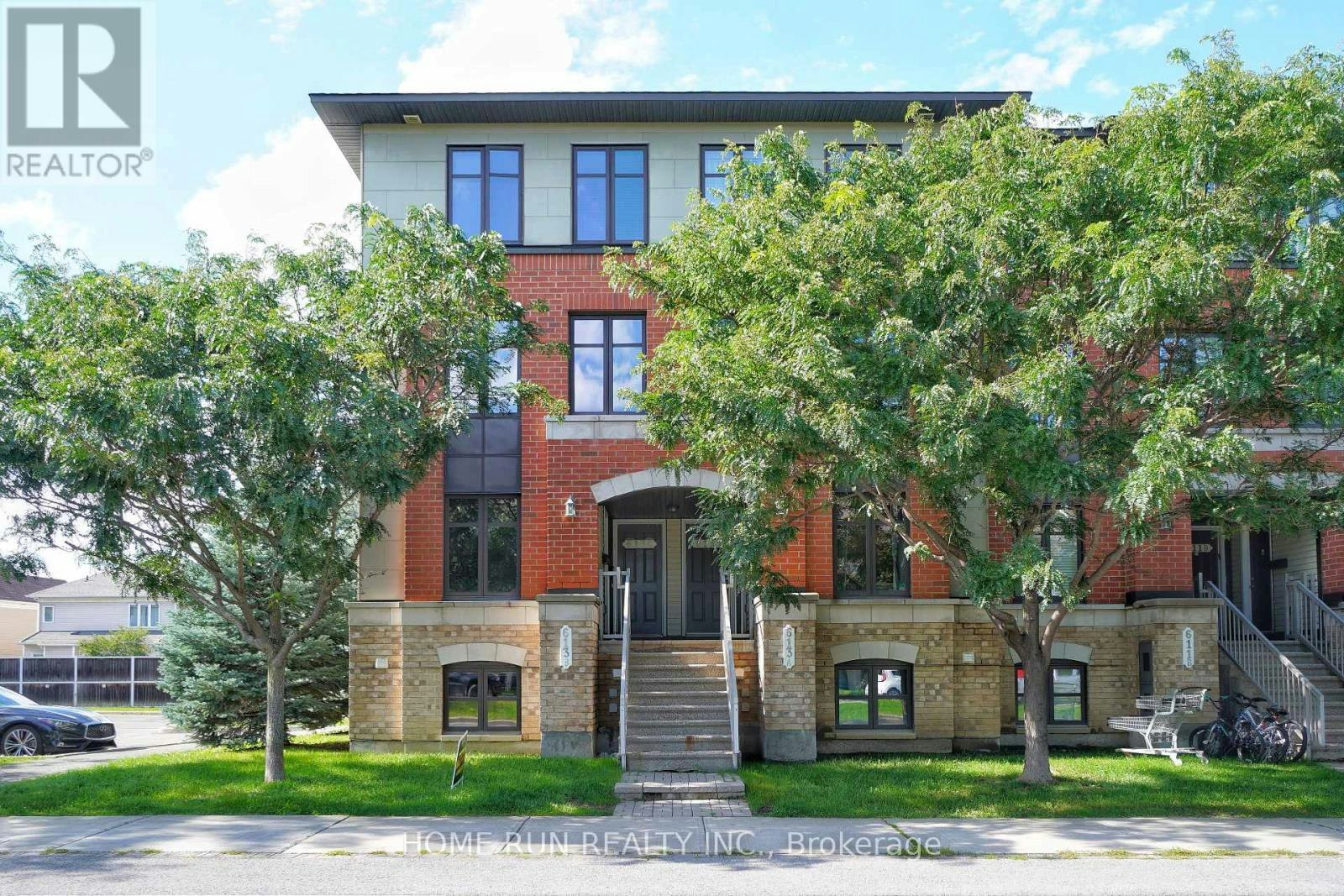 B-613 Chapman Mills Drive, Ottawa, ON, K2J 5T1