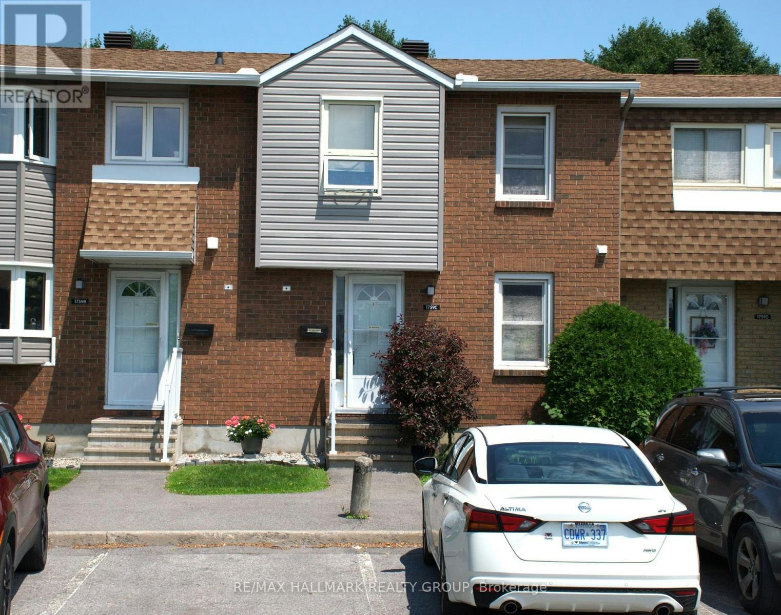 C-1759 Lamoureux Drive, Ottawa, ON, K1E 2N5