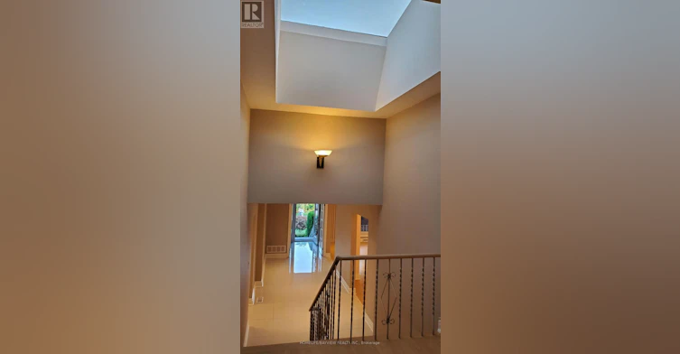 6 Restwell Crescent, Toronto, ON, M2K 2A2 - 24