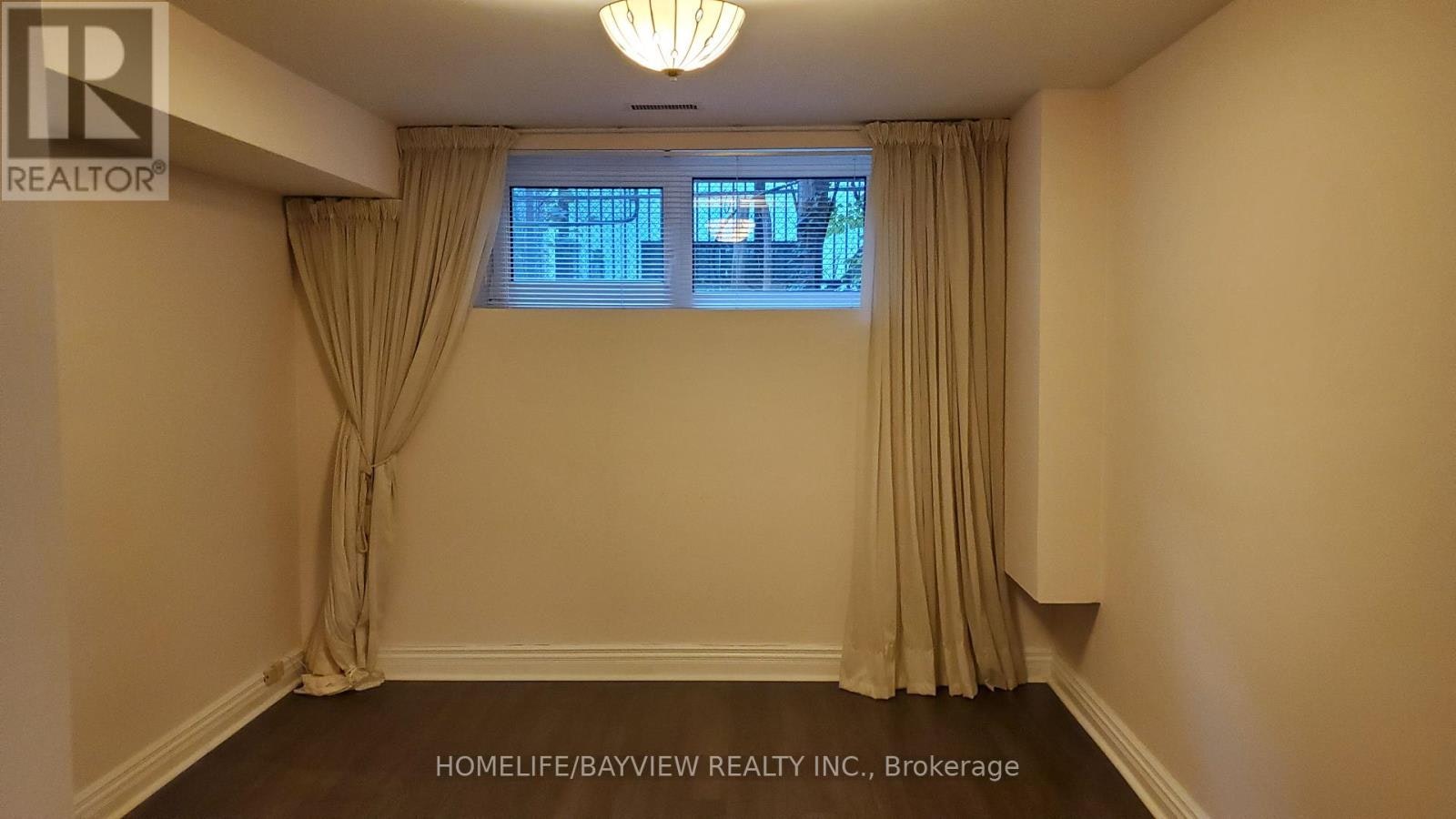 6 Restwell Crescent, Toronto, ON, M2K 2A2 - 36