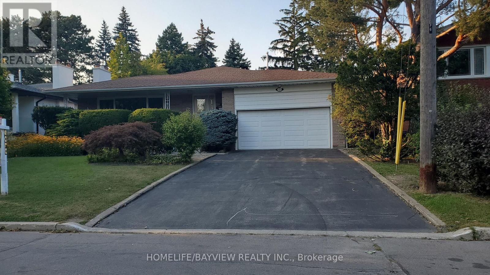 6 Restwell Crescent, Toronto, ON, M2K 2A2