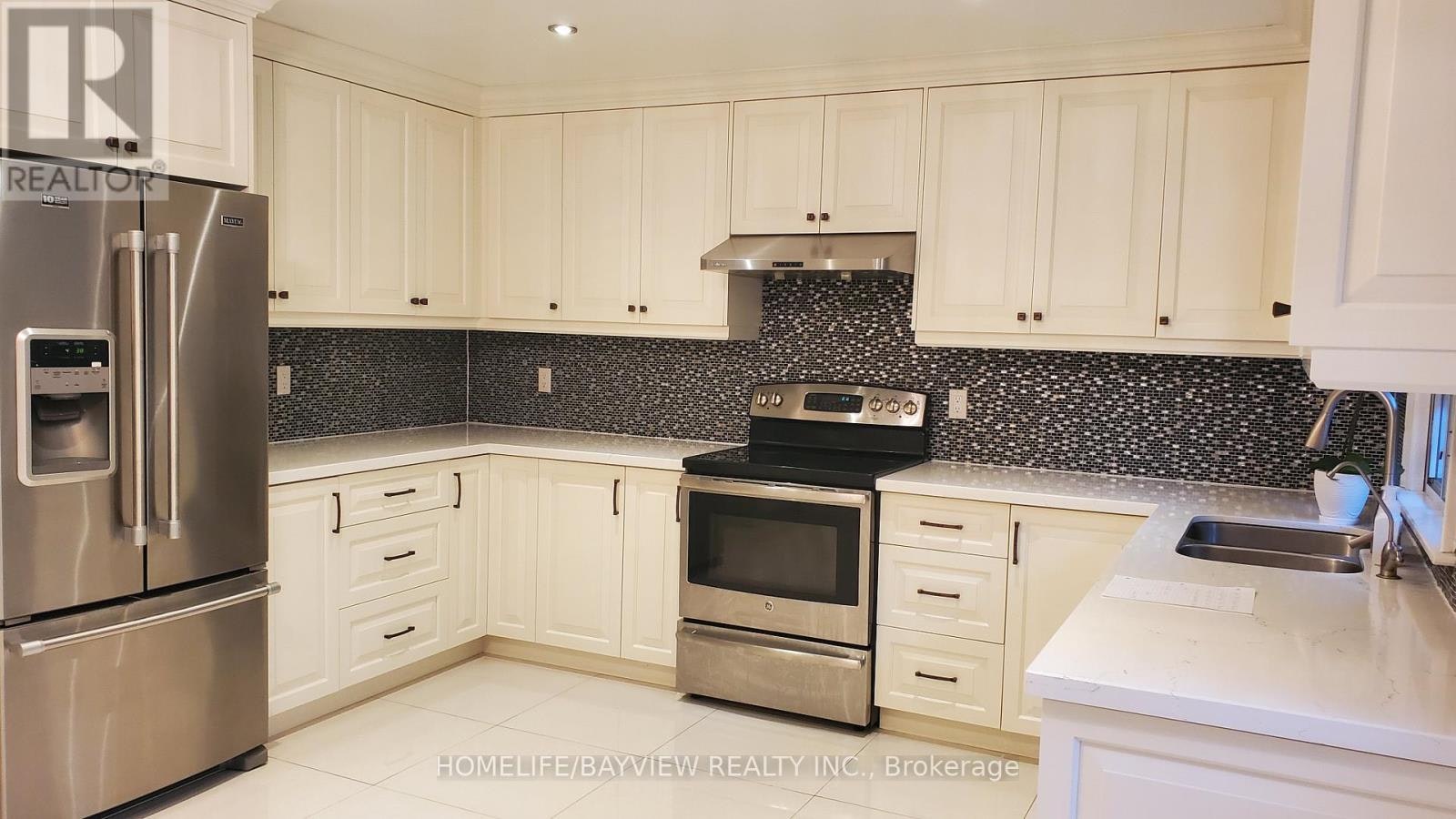 6 Restwell Crescent, Toronto, ON, M2K 2A2 - 9