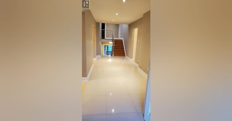 6 Restwell Crescent, Toronto, ON, M2K 2A2 - 5