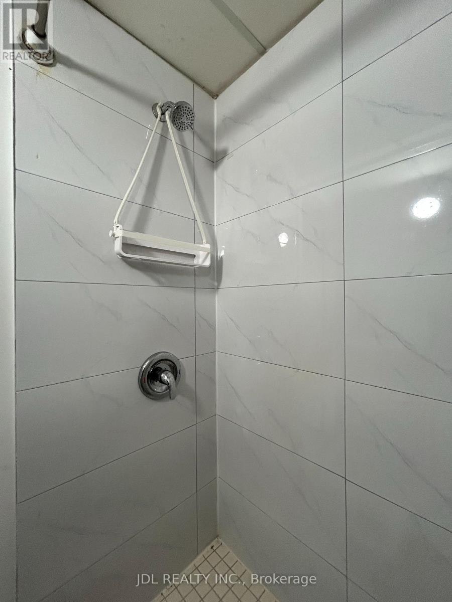 MASTER Bedroom B Bsmt 3 Butterfield Dr Drive, Toronto, ON, M3A 2L9 - 5