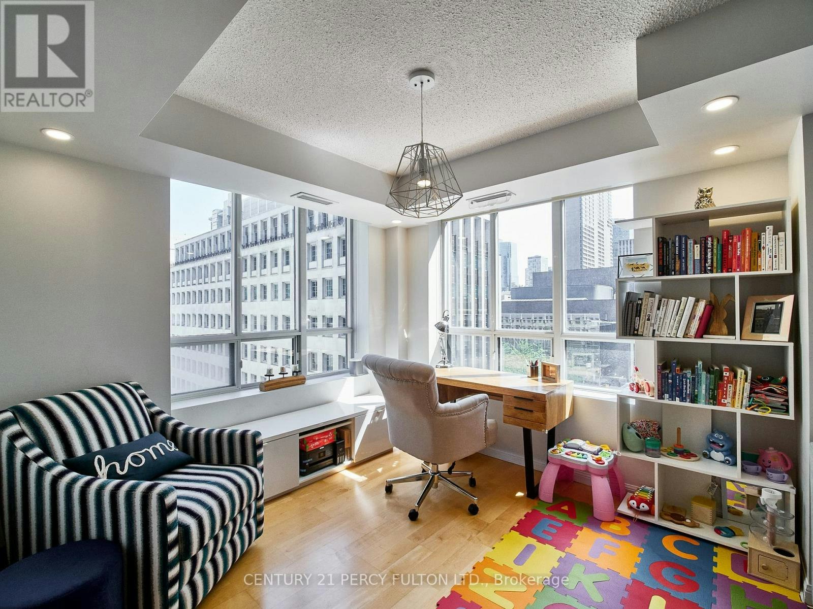 809-140 Simcoe Street, Toronto, ON, M5H 4E9 - 8