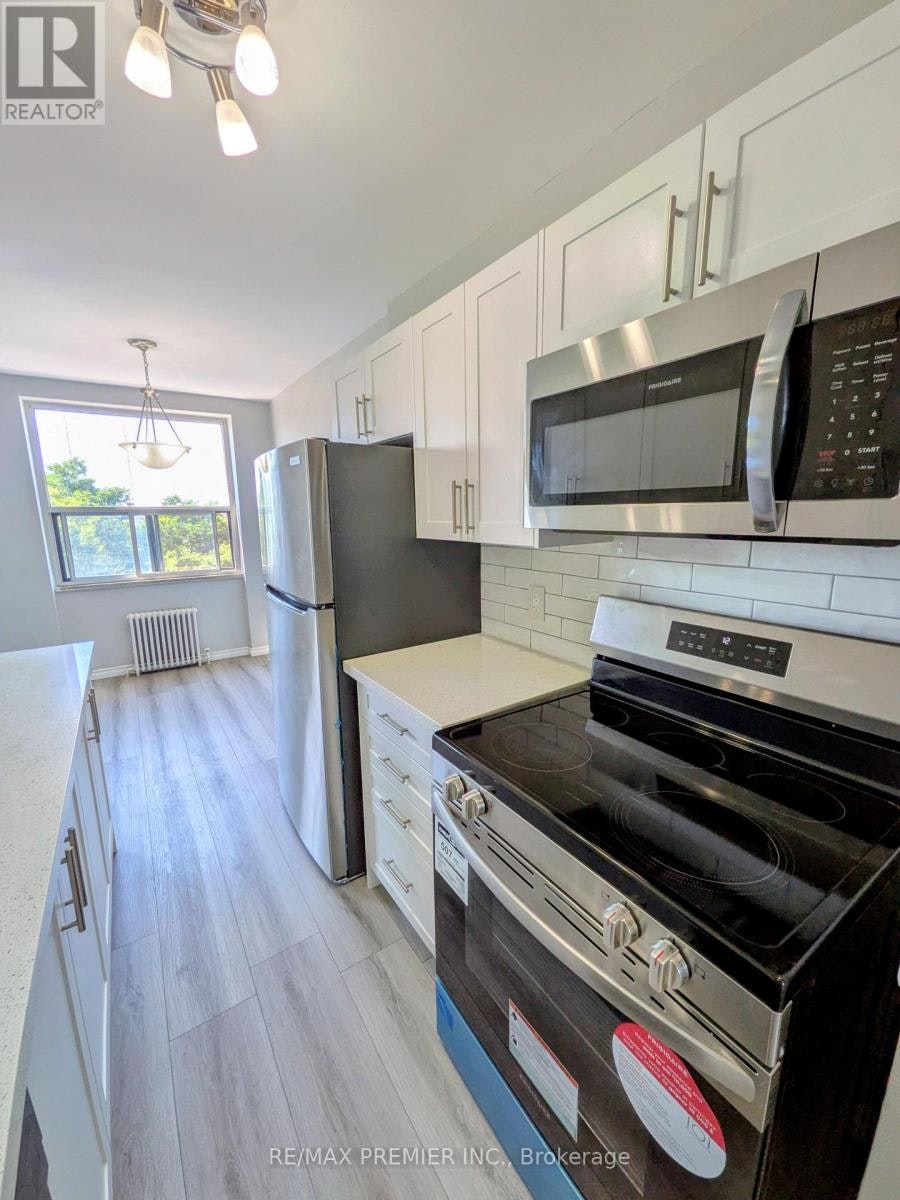 104-22 Tinder Crescent, Toronto, ON, M4A 1L6 - 4