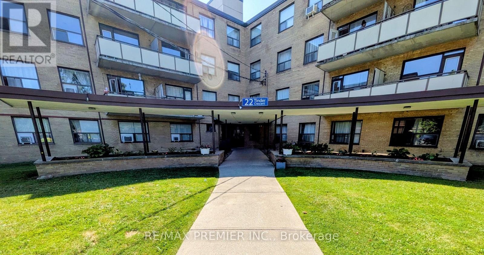 104-22 Tinder Crescent, Toronto, ON, M4A 1L6 - 2