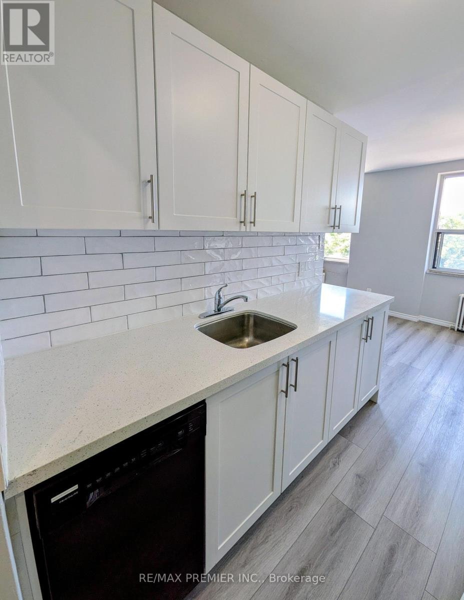 104-22 Tinder Crescent, Toronto, ON, M4A 1L6 - 6