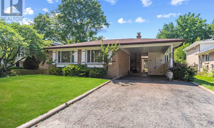 983 Parthia Crescent