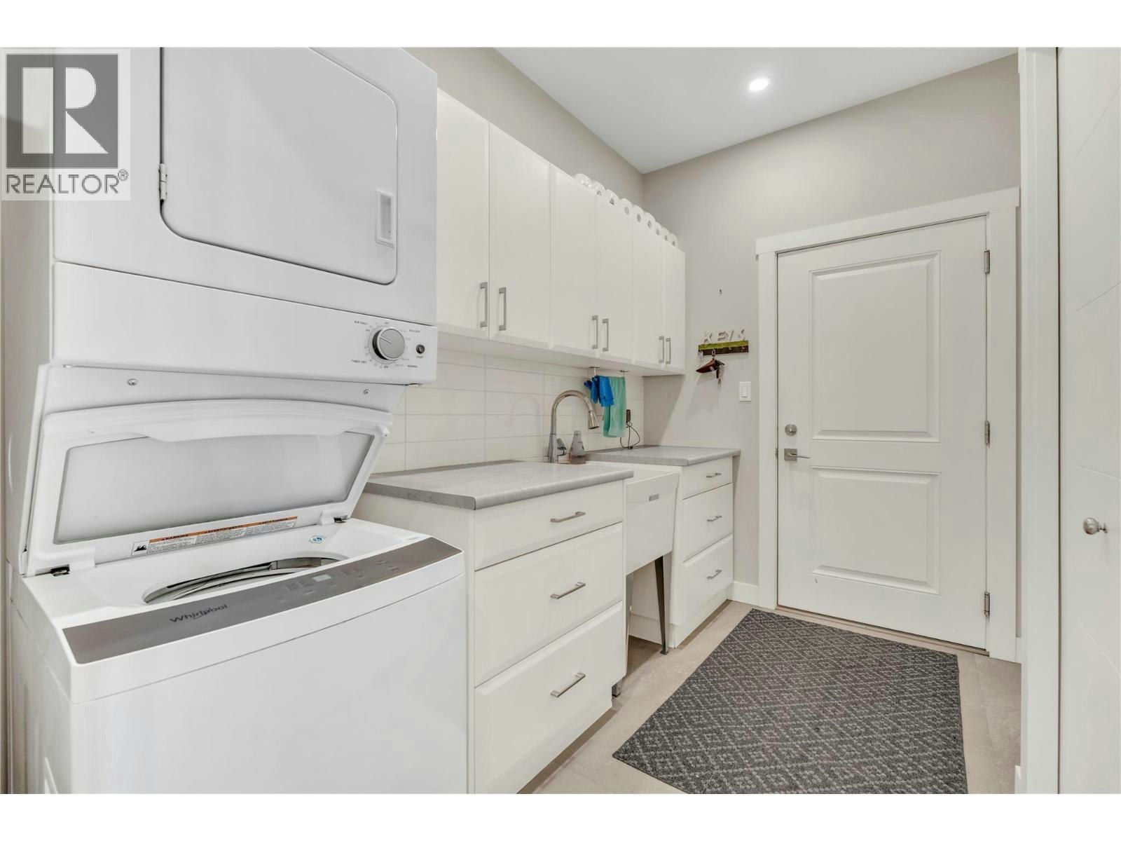 6753 Hillside Place, Oliver, BC, V0H 1T0 - 14