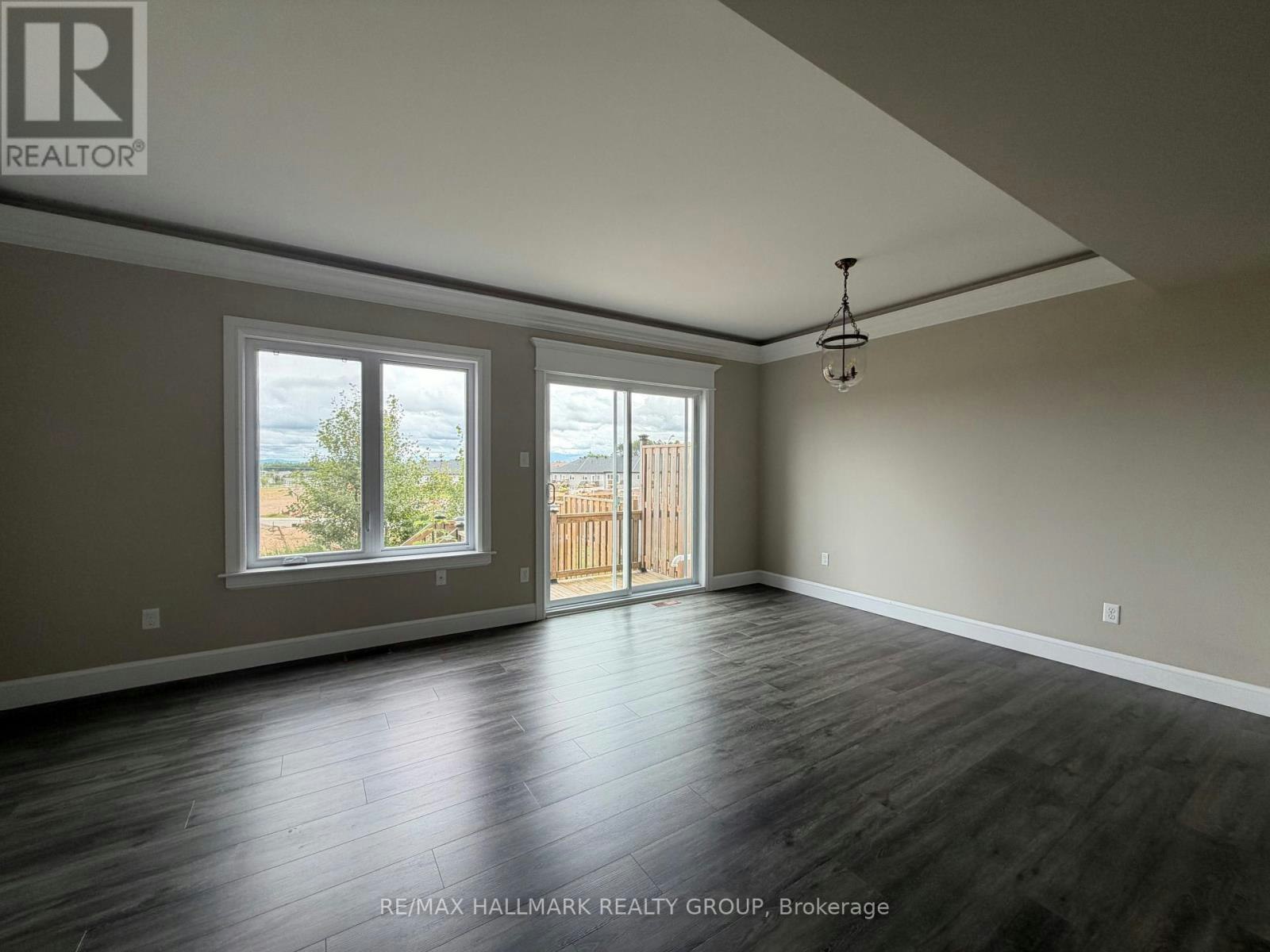 47 Chad Street, Petawawa, ON, K8H 0G9 - 2