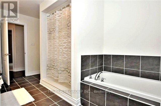 253 Rutherford Road, Bradford West Gwillimbury, ON, L3Z 0X4 - 11