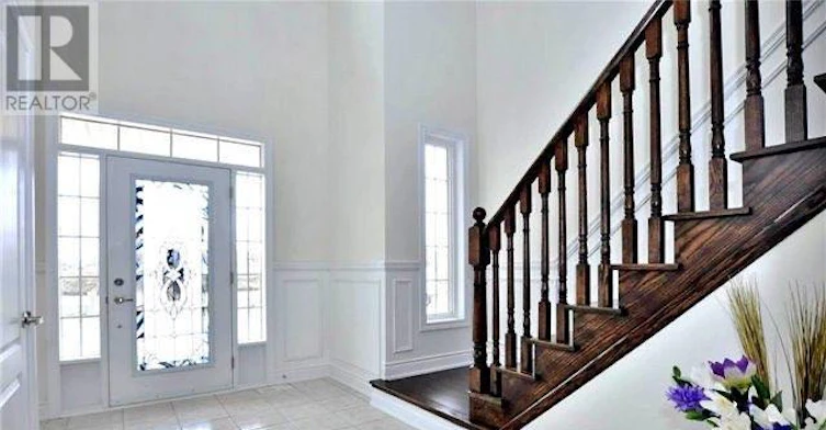 253 Rutherford Road, Bradford West Gwillimbury, ON, L3Z 0X4 - 7