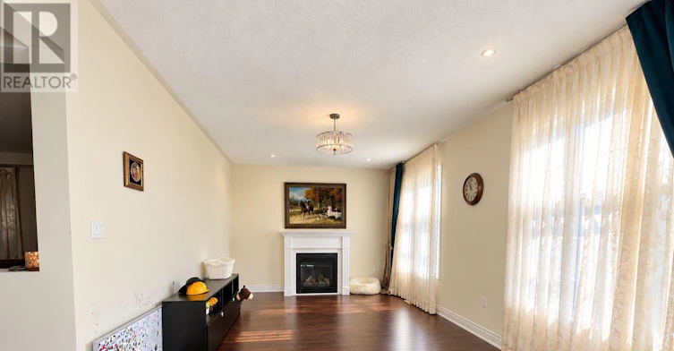 253 Rutherford Road, Bradford West Gwillimbury, ON, L3Z 0X4 - 11