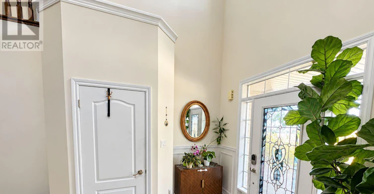 253 Rutherford Road, Bradford West Gwillimbury, ON, L3Z 0X4 - 3