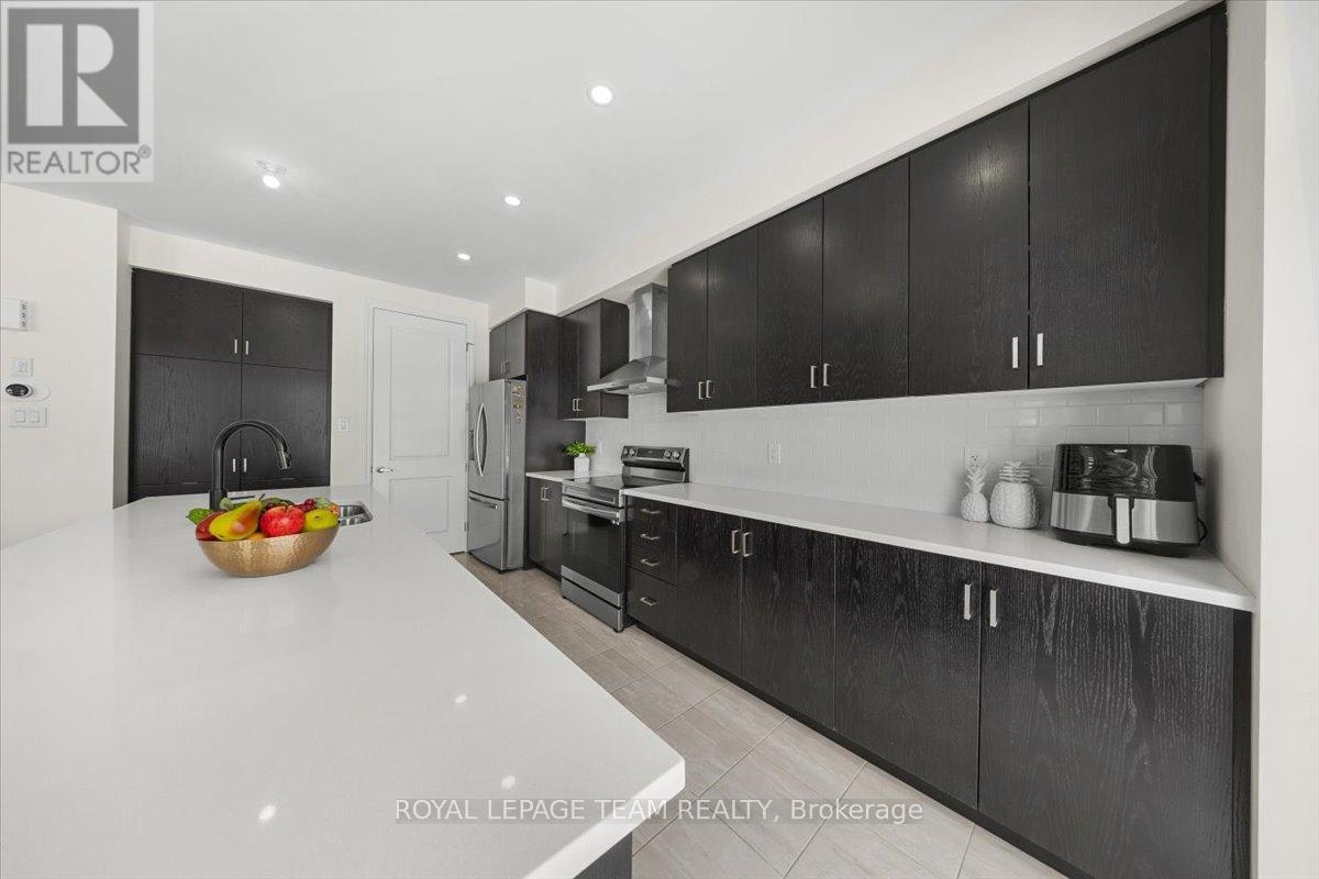 290 Turnbuckle Crescent, Ottawa, ON, K2J 7B7 - 10