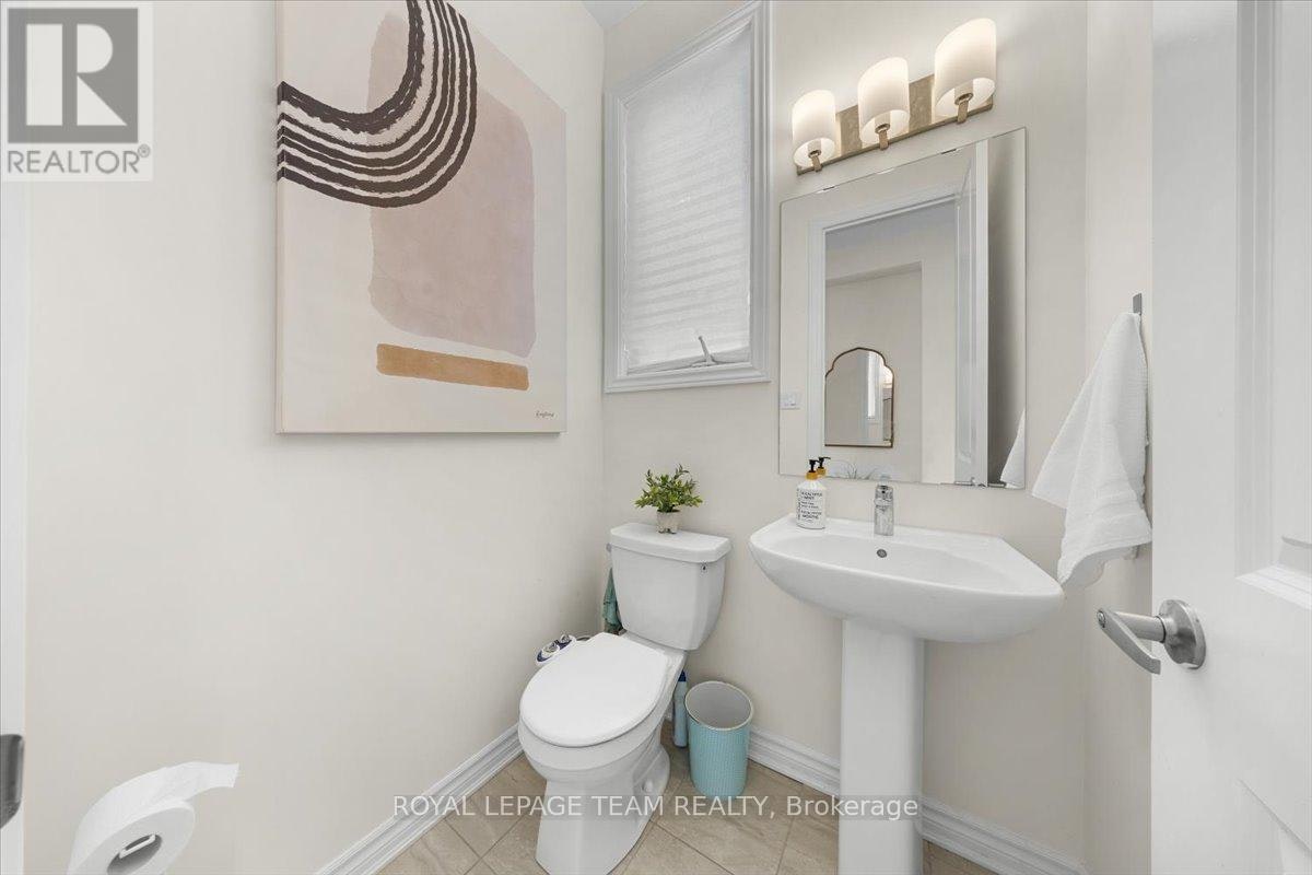 290 Turnbuckle Crescent, Ottawa, ON, K2J 7B7 - 3