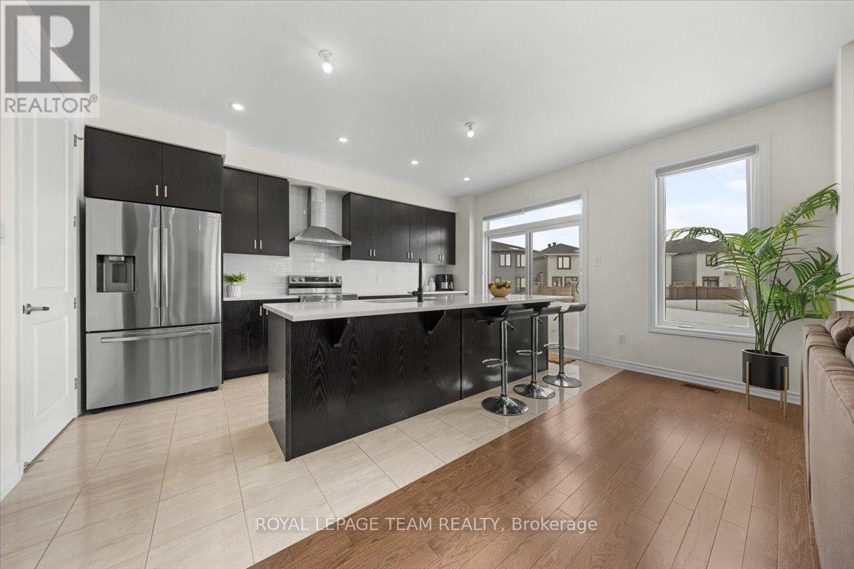 290 Turnbuckle Crescent, Ottawa, ON, K2J 7B7 - 7