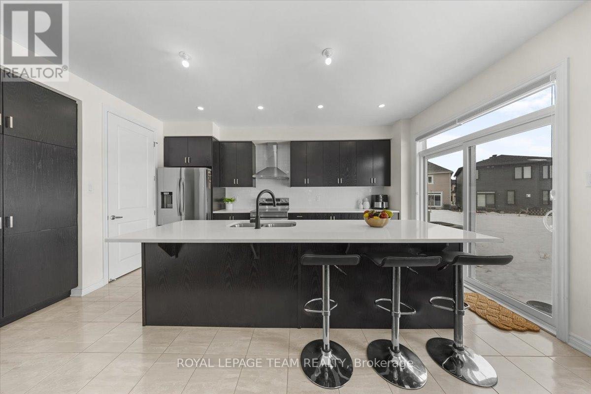 290 Turnbuckle Crescent, Ottawa, ON, K2J 7B7 - 9