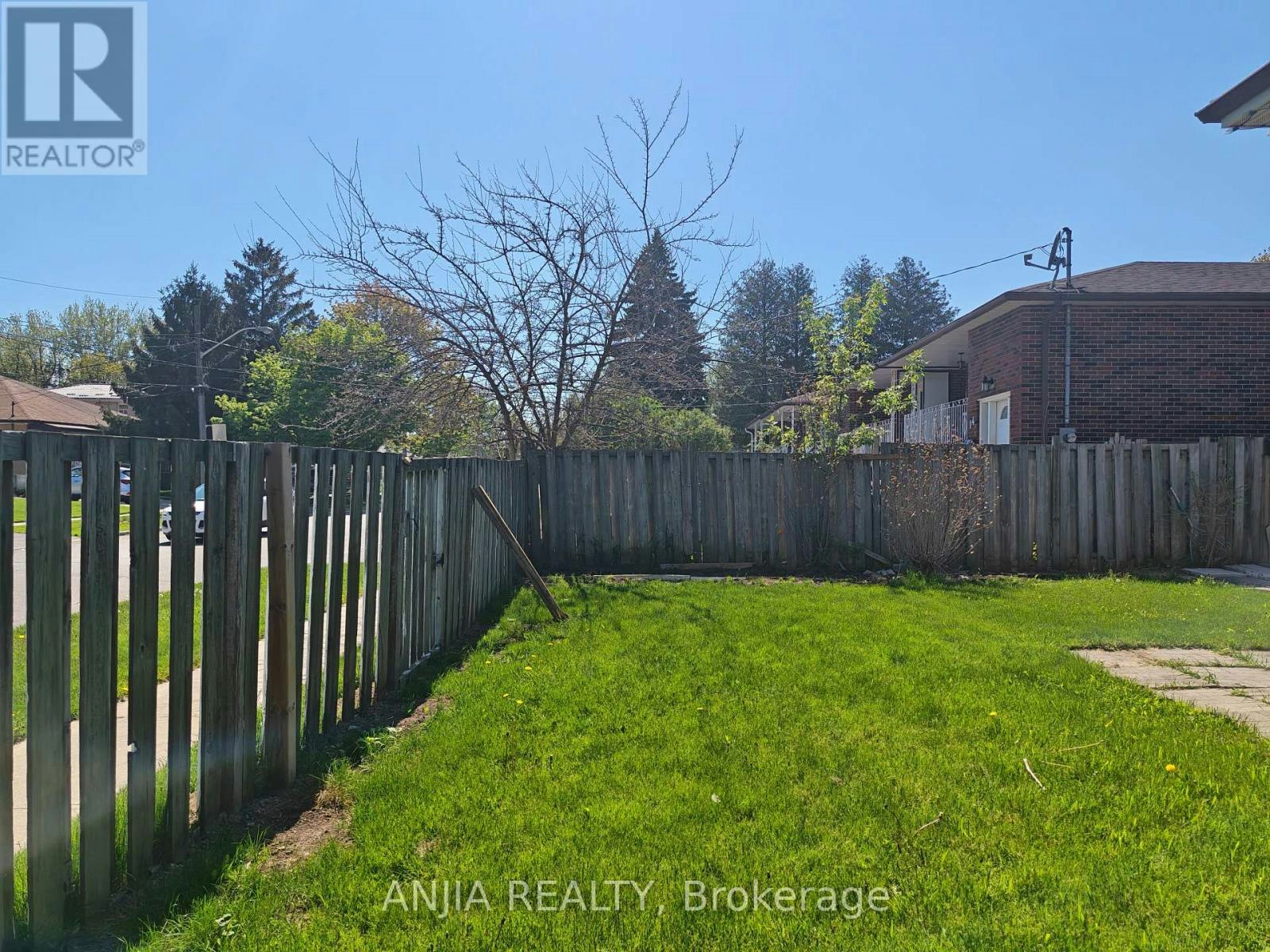 MAIN-58 Kitchener Road, Toronto, ON, M1E 2X5 - 11