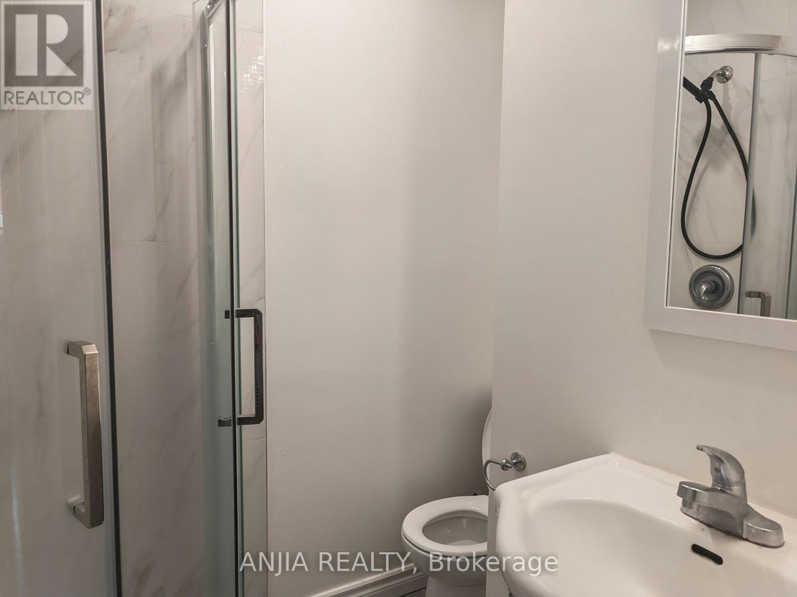 MAIN-58 Kitchener Road, Toronto, ON, M1E 2X5 - 9
