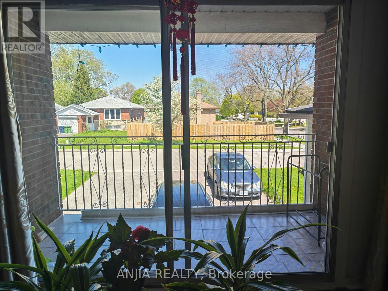 MAIN-58 Kitchener Road, Toronto, ON, M1E 2X5 - 3
