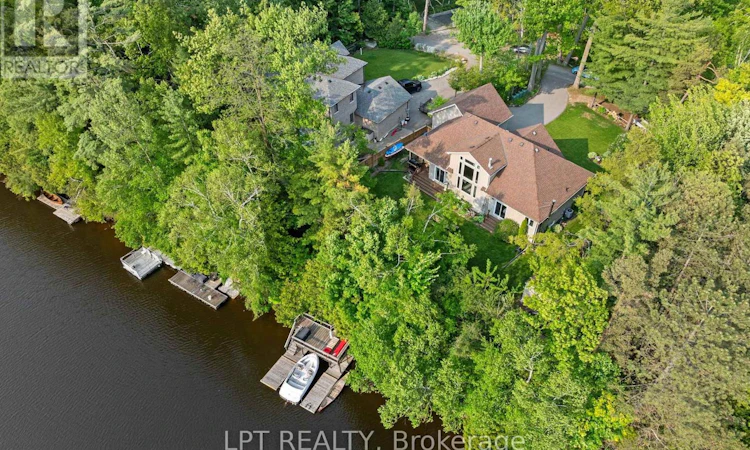 2 Birch Knoll Road