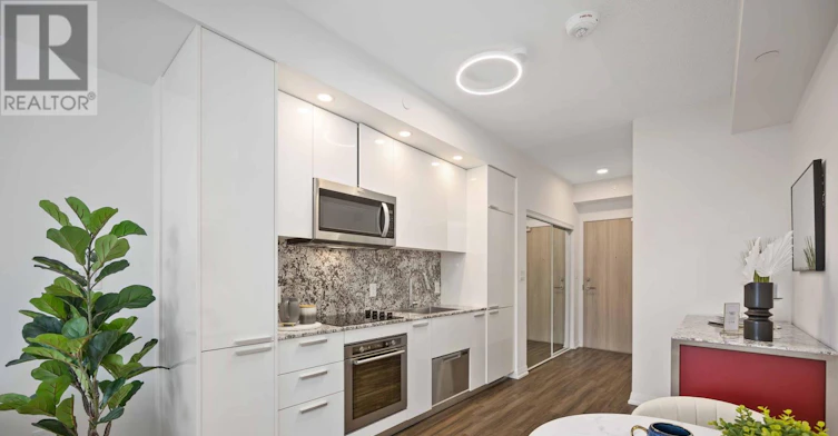 303-75 Canterbury Place, Toronto, ON, M2N 0L2 - 14