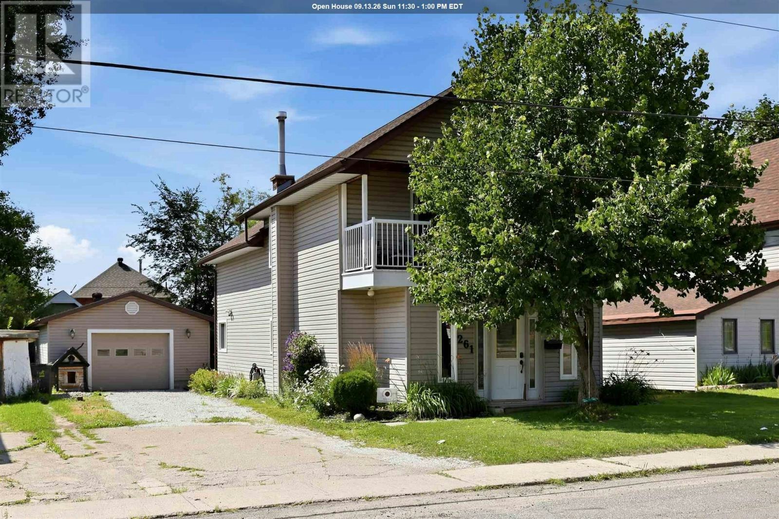 261 Spruce Street, Sault Ste. Marie, ON, P6B 2H2