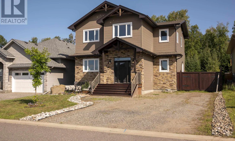 145 Dogwood Crescent