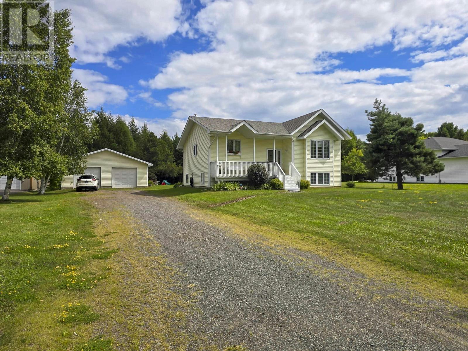 2210 Scotland Street, Thunder Bay, ON, P7J 1G9