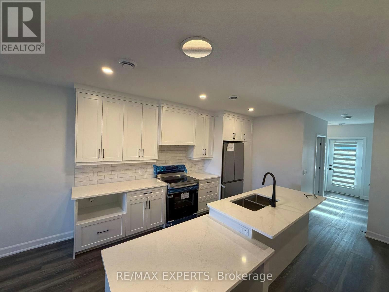 17-440 Wellington Street E, Wellington North, ON, N0G 2L2 - 11