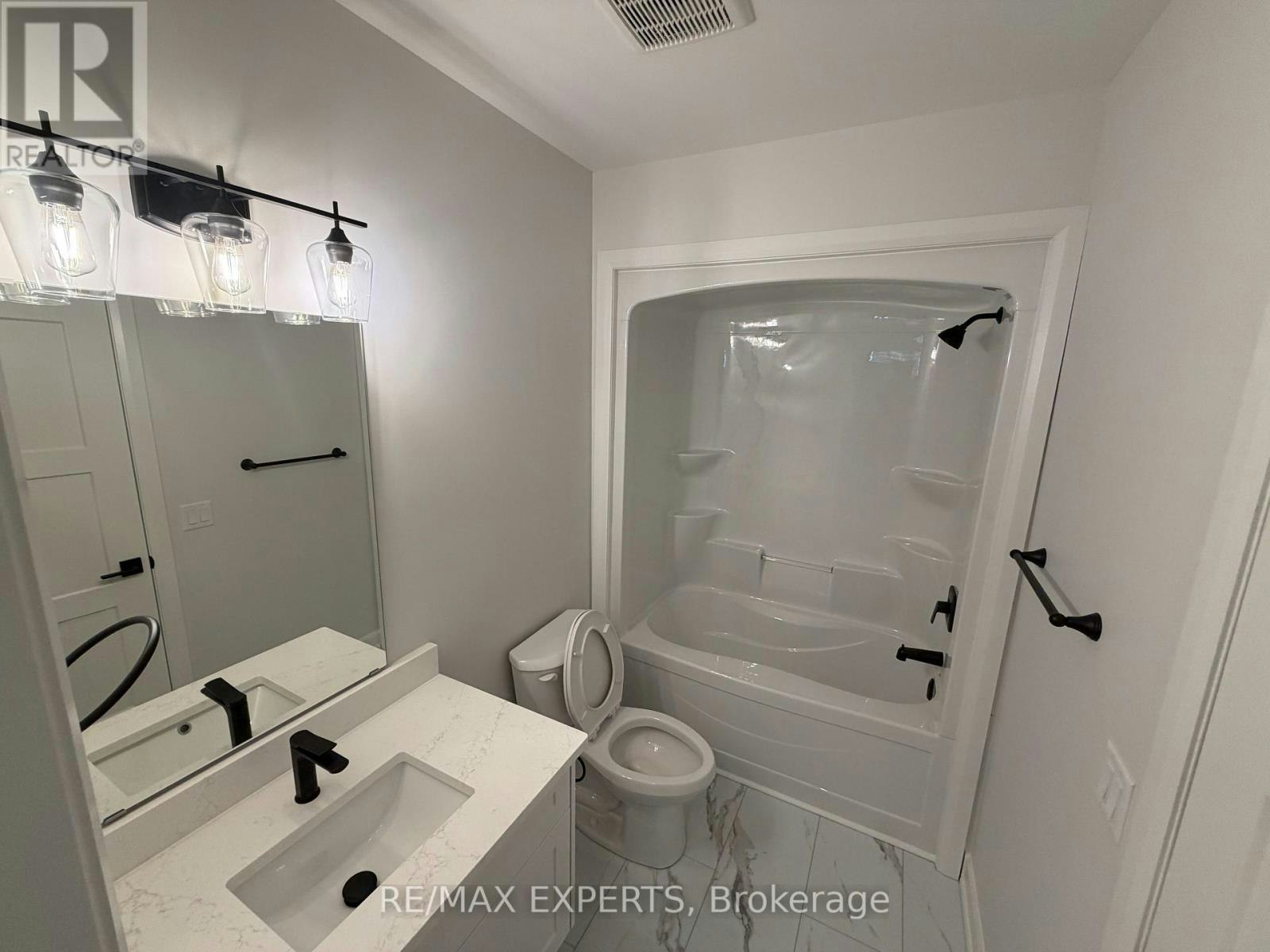 17-440 Wellington Street E, Wellington North, ON, N0G 2L2 - 8