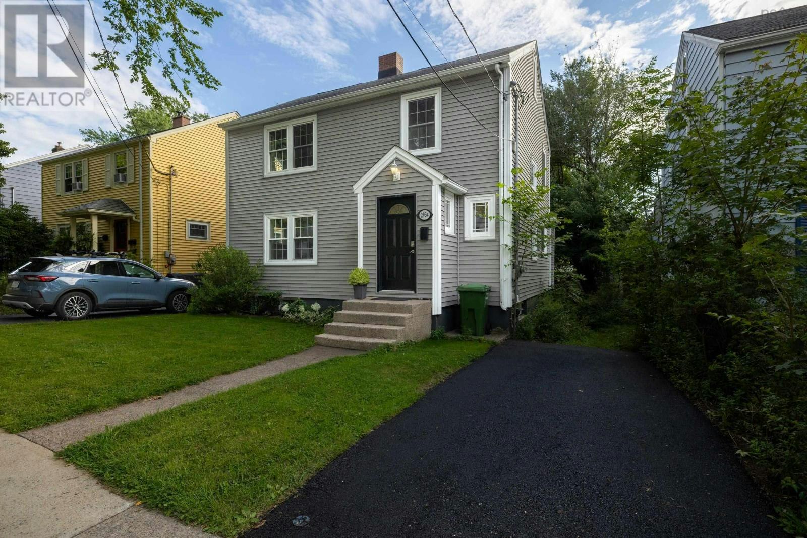 2934 Oxford Street, Halifax, NS, B3L 2W1