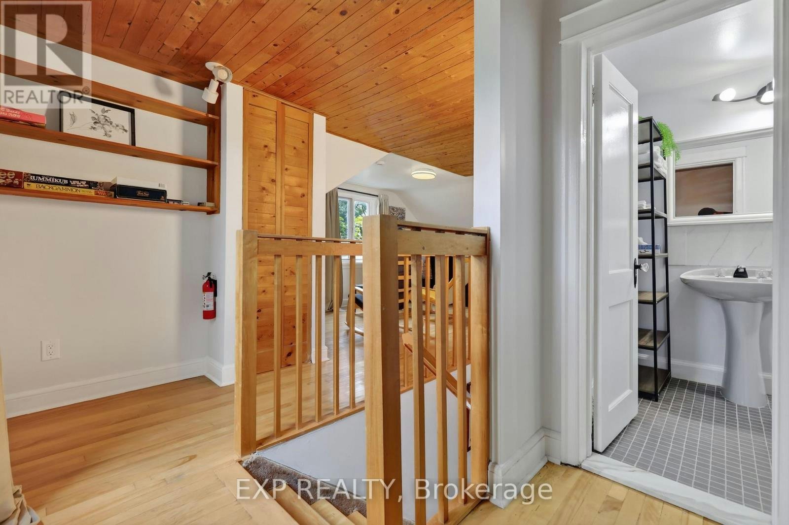 1220 Collins Avenue, Ottawa, ON, K1V 6E1 - 18