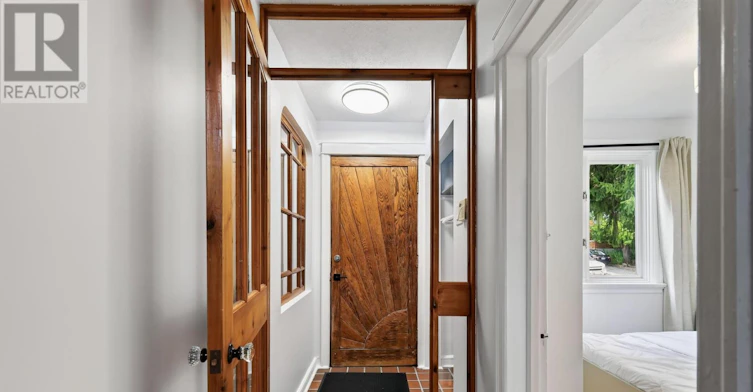 1220 Collins Avenue, Ottawa, ON, K1V 6E1 - 5