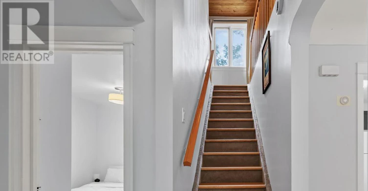 1220 Collins Avenue, Ottawa, ON, K1V 6E1 - 17