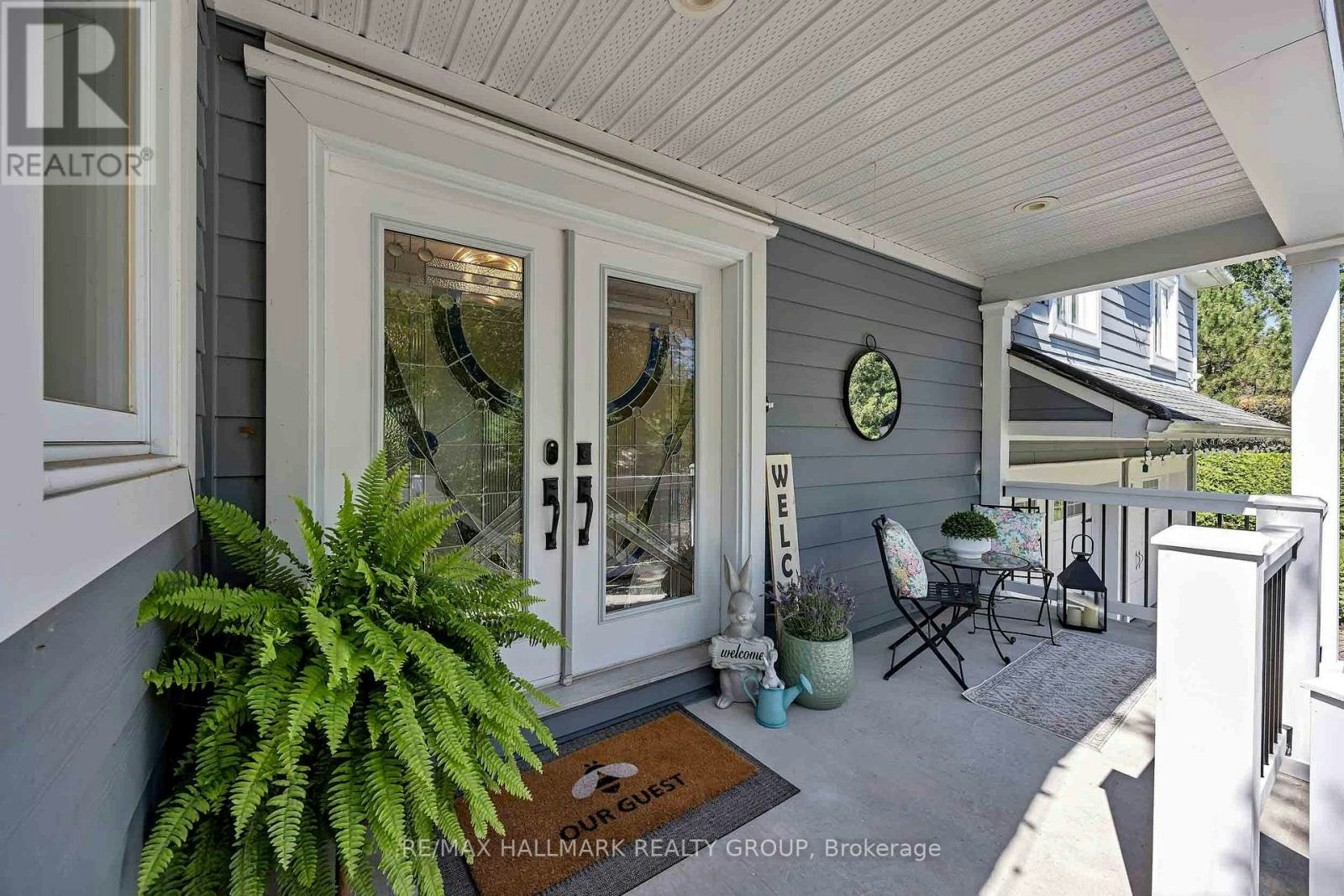 1370 River Road, Manotick, ON, K4M 1B4 - 4