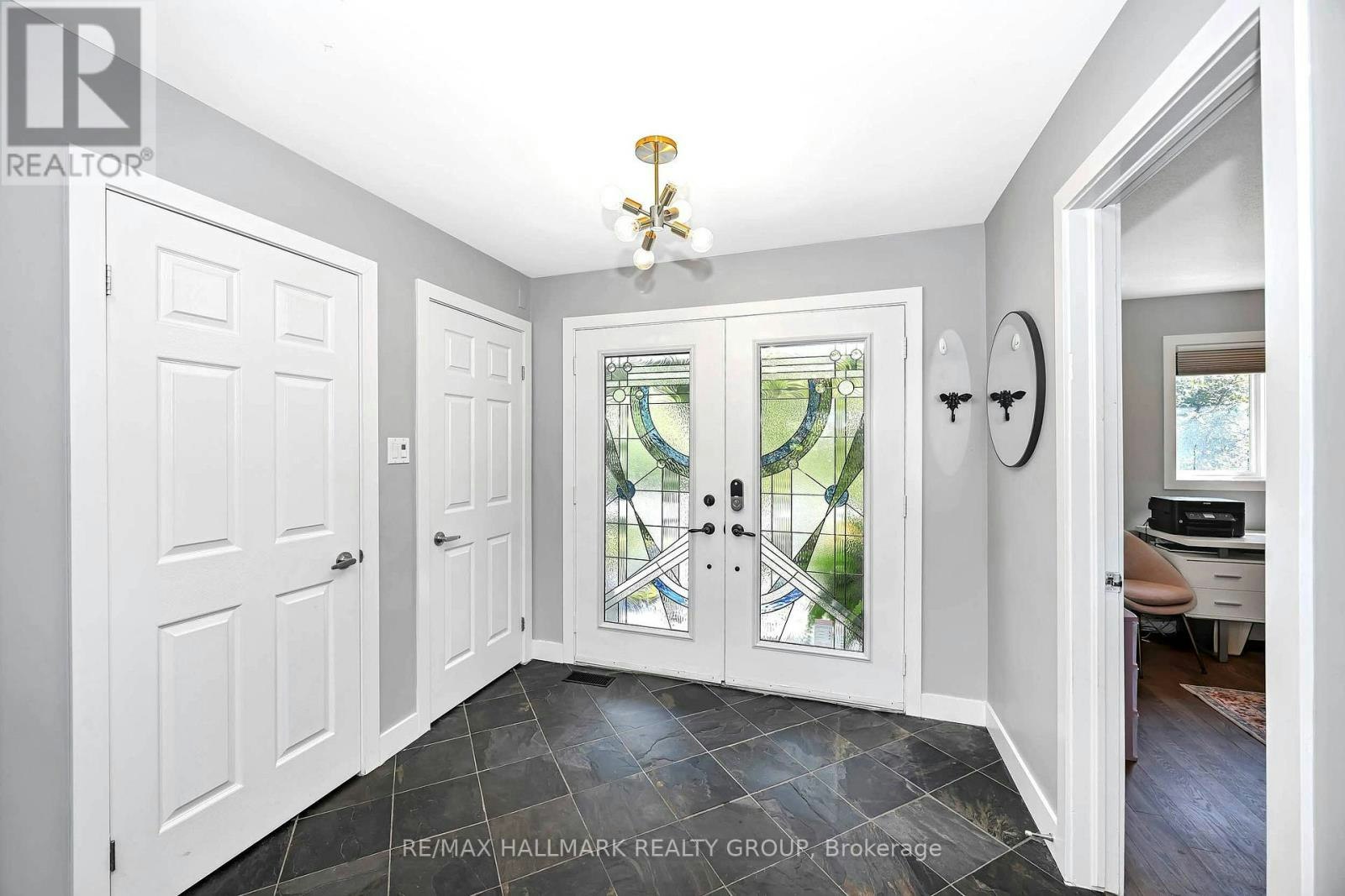 1370 River Road, Manotick, ON, K4M 1B4 - 5