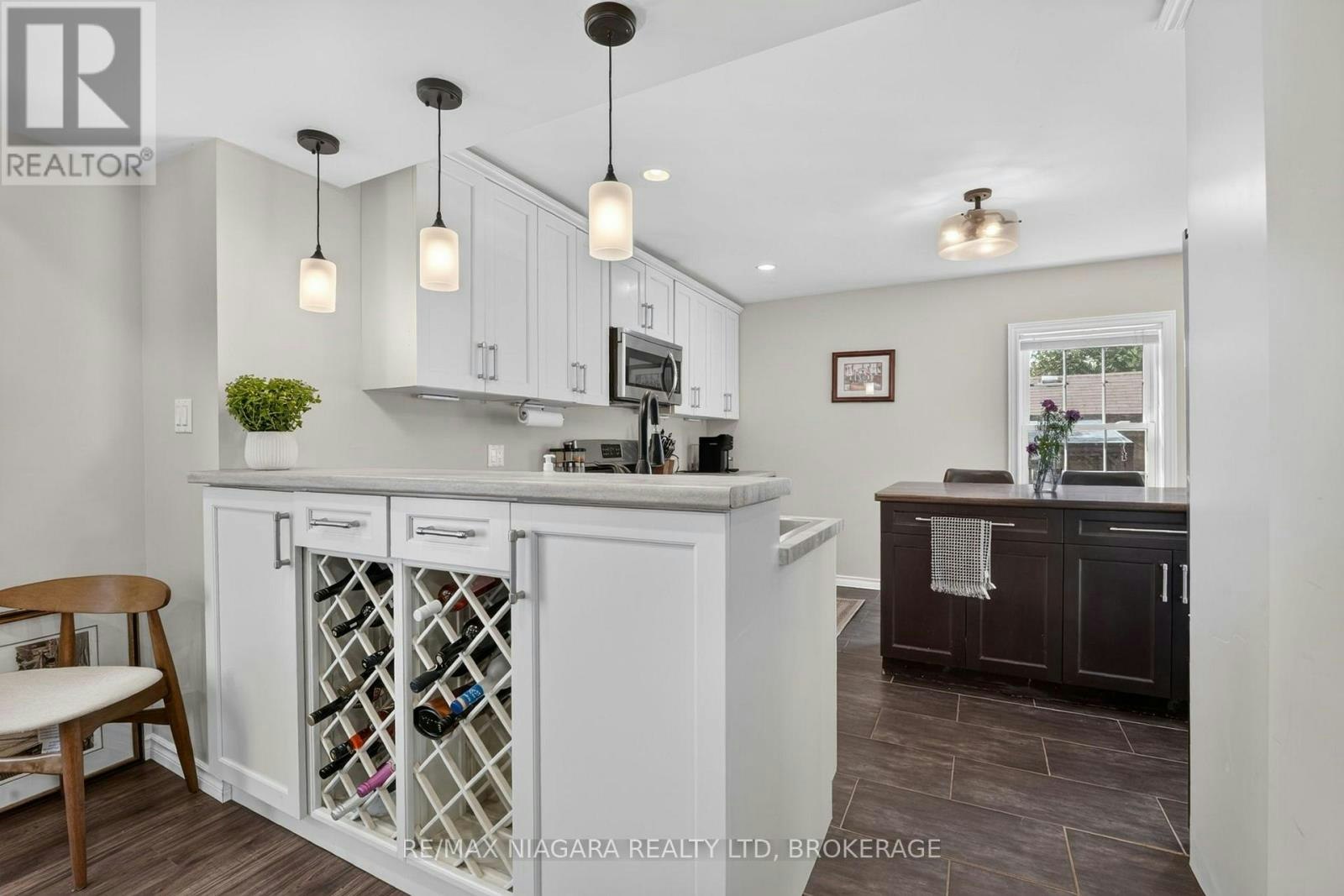 51 Wiley Street, St. Catharines, ON, L2R 4G1 - 10