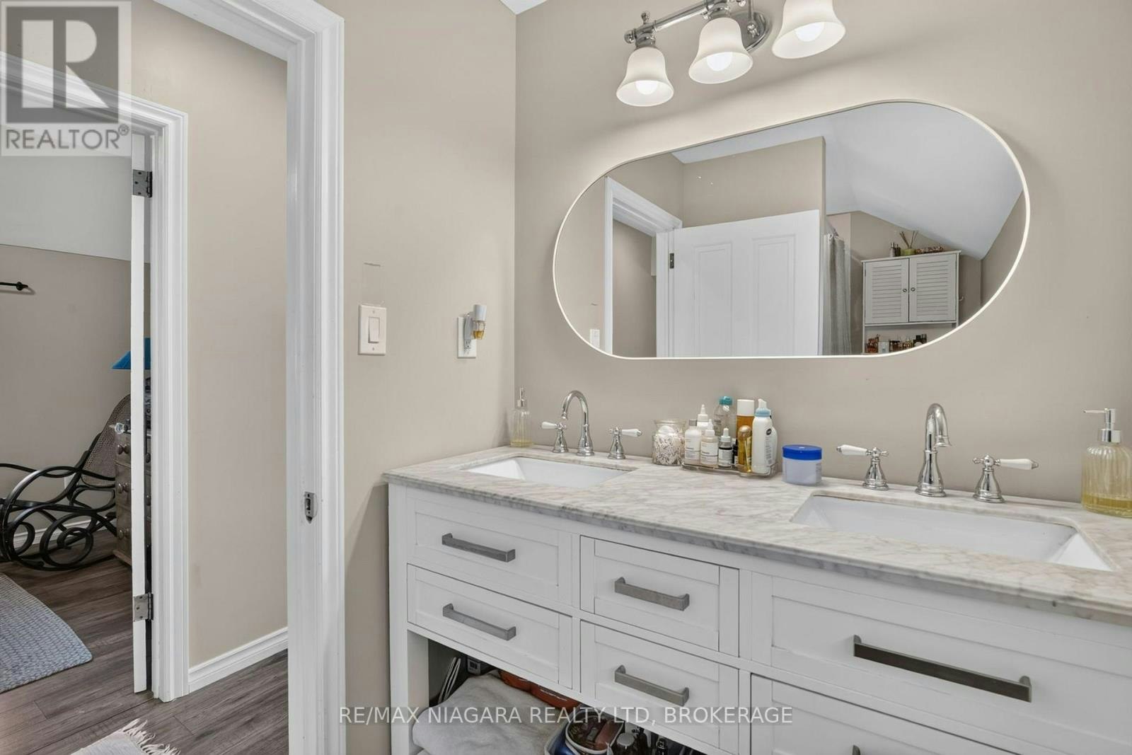 51 Wiley Street, St. Catharines, ON, L2R 4G1 - 22